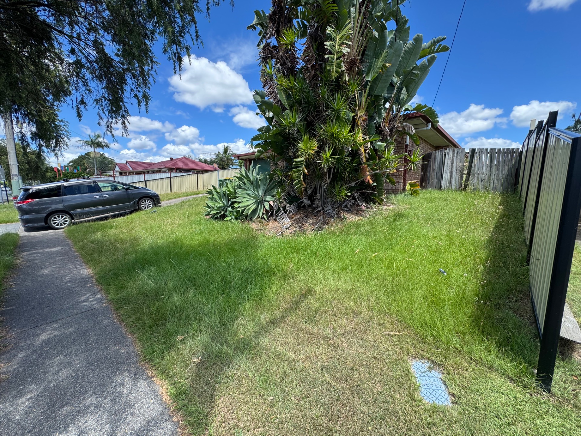 Thumbnail before: Garden transformation - before and after comparison
